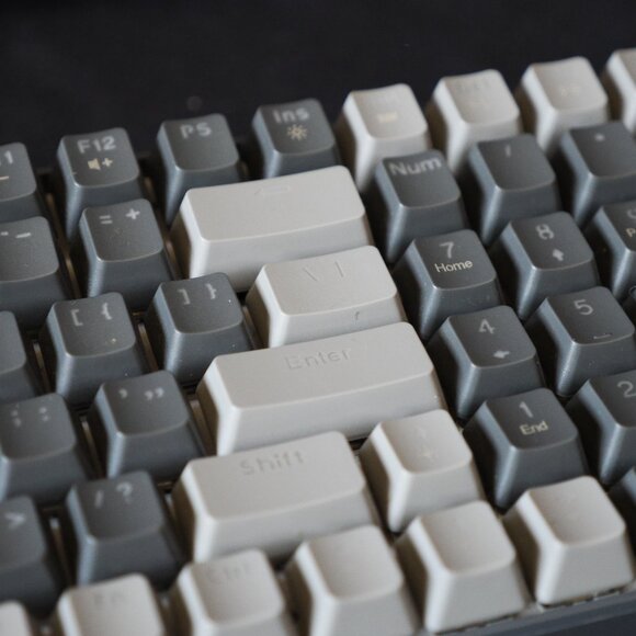 MageGee Wired Mechanical Gaming Keyboard, 96% Compact Layout, LED, Blue Switch - Picture 10 of 16